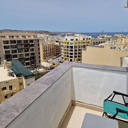Sky Apartment 3 St. Paul's Bay Exterior foto